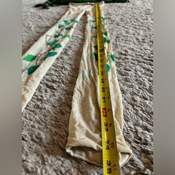 Lethal Beauty XLARGE Sexy Womens Costume Poison Ivy Batman Villain Mother Nature - Picture 14 of 15